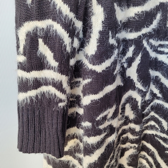 NWT Olivia m. Fuzzy Knit Shawl Collar Charcoal XL - Picture 7 of 9